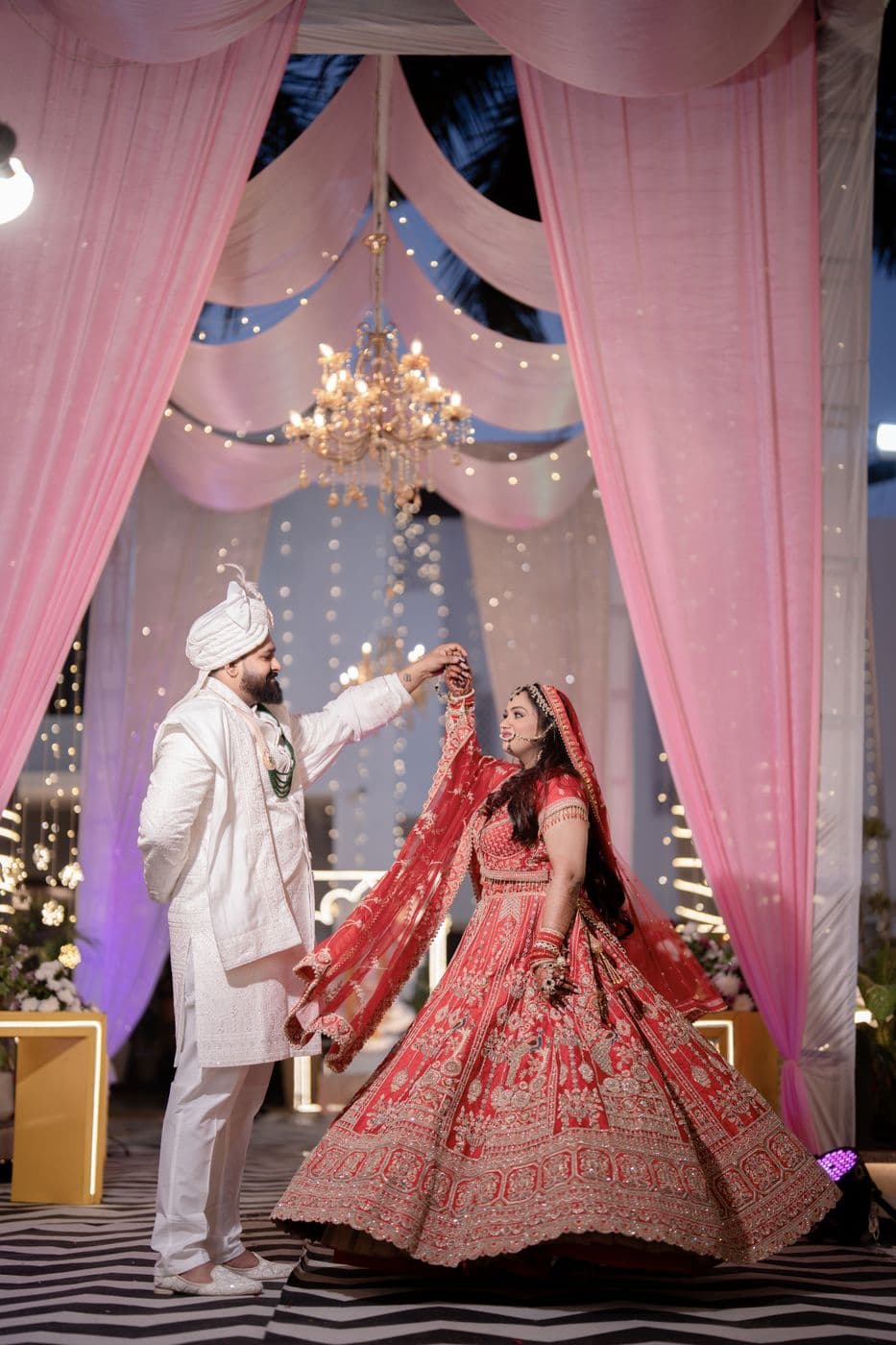 Asavari & Swapnil's wedding in Lucknow — photograph 17 of 18 by Click Weds